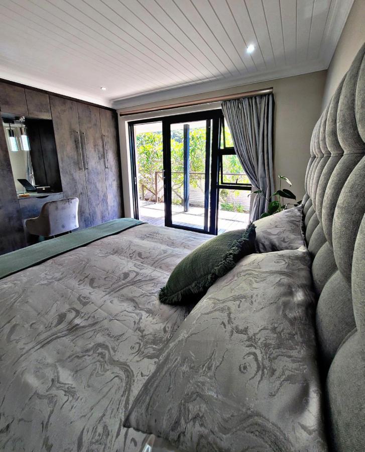 Sea On Sands Holiday home *